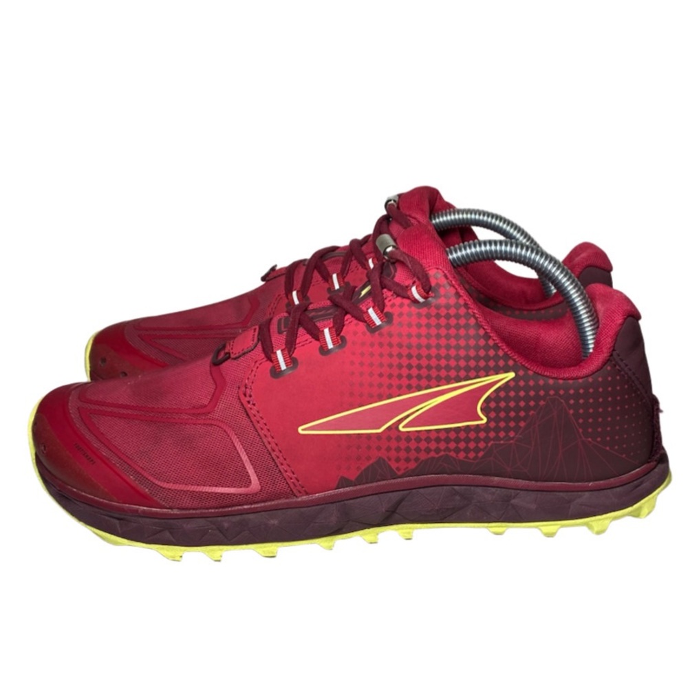 Altra Superior 4.5 Trail Running Shoes Women’s Size 9.5 Red & Yellow Sneakers